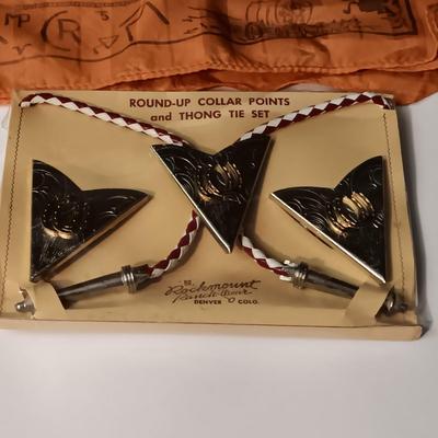 EARLY CHEYENNE FRONTIER DAYS SCARF, ROUND UP COLLAR POINTS & THONG TIE SET