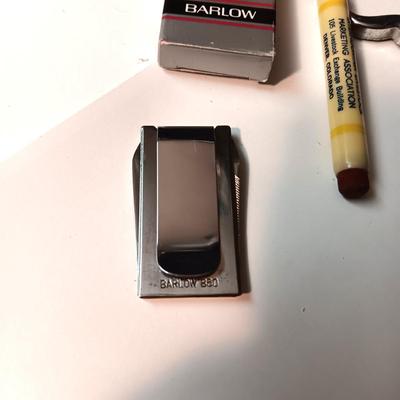 VINTAGE ADVERTISING ITEMS