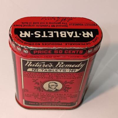 VINTAGE ADVERTISING ITEMS