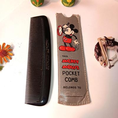 VINTAGE MICKEY MOUSE COMB, 2 PINS AND 2 WOODEN HANDCRAFTED RABBITS FROM HOLLAND