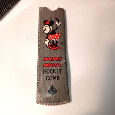 VINTAGE MICKEY MOUSE COMB, 2 PINS AND 2 WOODEN HANDCRAFTED RABBITS FROM HOLLAND