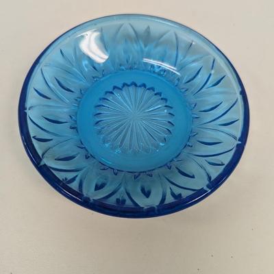 Hazel Atlas Capri Electric Blue Gothic Glass Trinket Dish & Glass