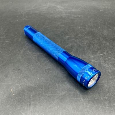 Flashlight Lot - 2 Flashlights - Ray O Vac Sportsman