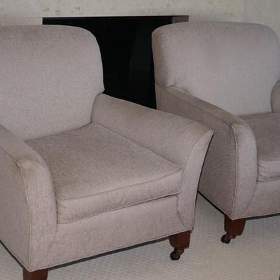FINE DESIGNS PAIR OF COMFORTABLE SIDE CHAIRS