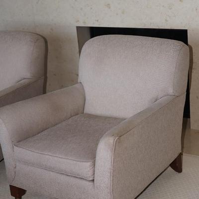 FINE DESIGNS PAIR OF COMFORTABLE SIDE CHAIRS
