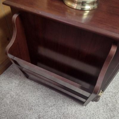 Single Door Side Table with Magazine Cradle
