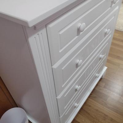 Essentials by Baby Cache Four Drawer Dresser