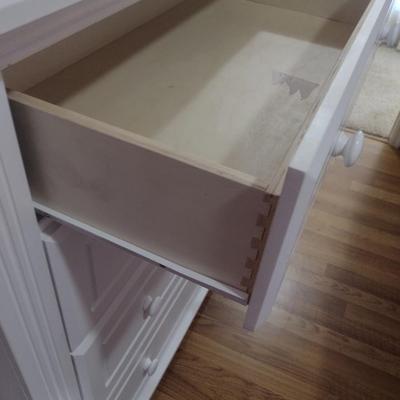 Essentials by Baby Cache Four Drawer Dresser