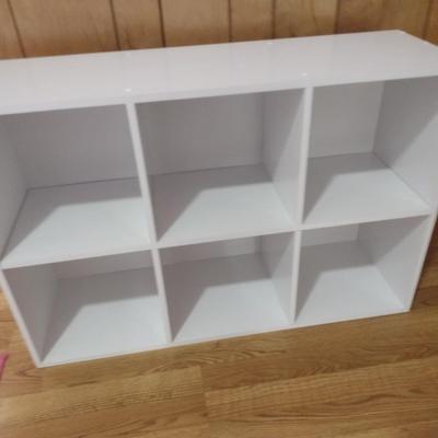 Six Hole Cubby