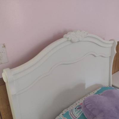 French Country Design Twin Bed with Mattress Set Choice B