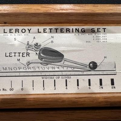 Vintage Leroy Lettering Set