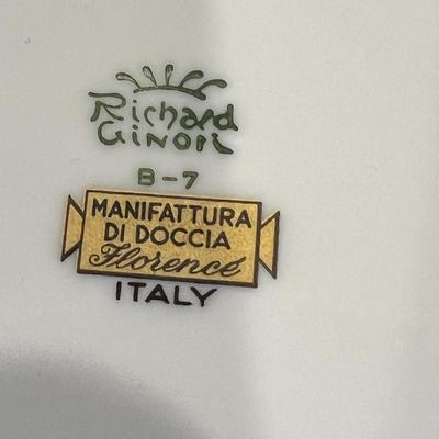 Richard Ginori Palmette/Contessa Service for 8