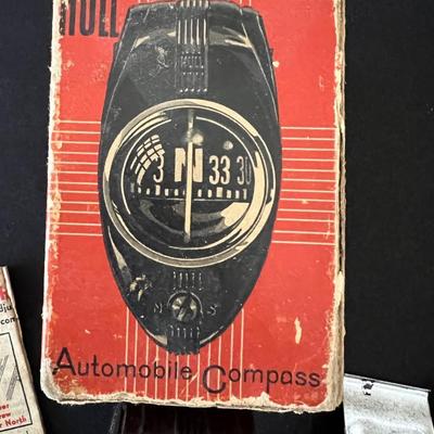 Vintage Hull Streamline Automotive Compass