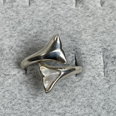 Whale tail mother of pearl and sterling ring 8