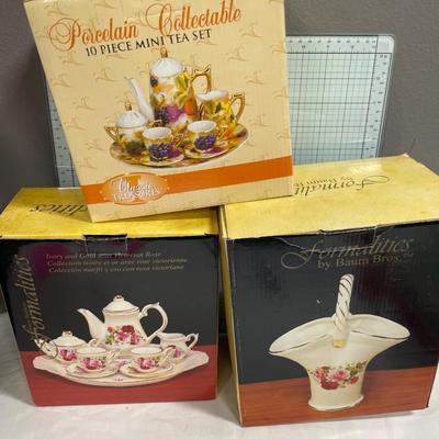 Formalities porcelain items