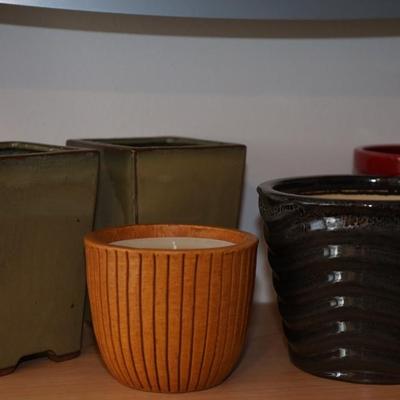 GROUPING OF EARTHTONE GLAZED PLANTERS QUALITY STYLE