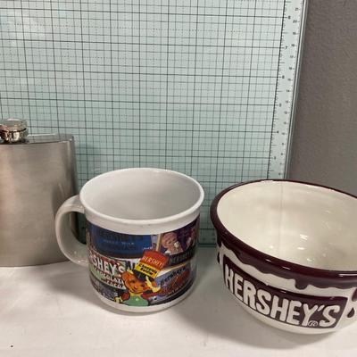 Coppercraft Guild pot with Hersey Mugs and flask