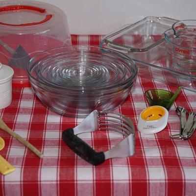 FRENCH GLASS NESTING BOWLS , PYREX , OXO UTENSILS & BAKING TOOLS
