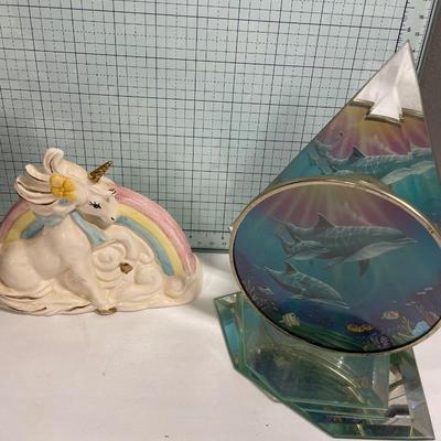 12 Style House bowls, unicorn and dolphins