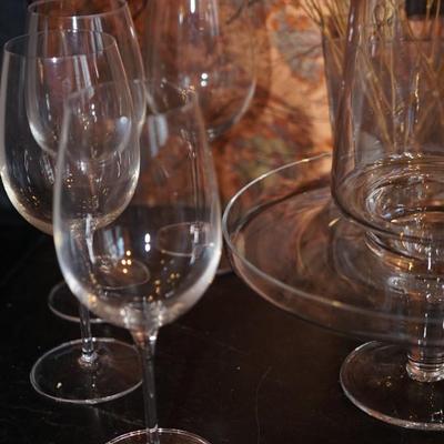 NACHTMANN & BORMIOLI WINE GLASSES, 8" GLASS CANDLE CENTERPIECE AND DESSERT TAZZA