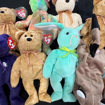13 Beanie Babies