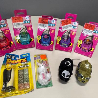 Aqua pets, Pez and mice toys