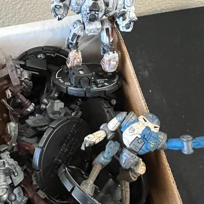 Lot of Mech Warriors