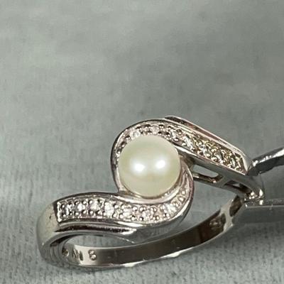 Pearl and Sterling Silver ring 8
