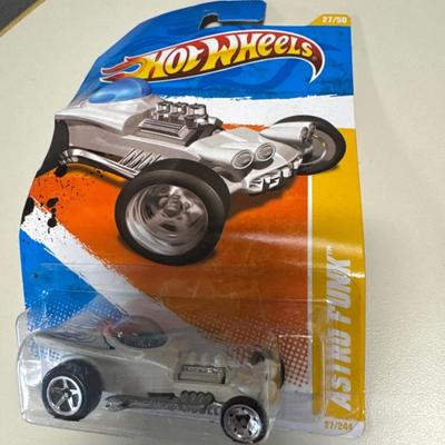 Hot Wheels 1 New in package