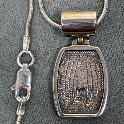 Sterling silver and Mother of Pearl pendant necklace