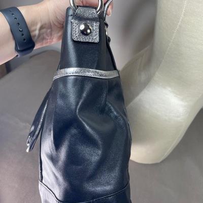Coach Poppy Black Leather handbag New