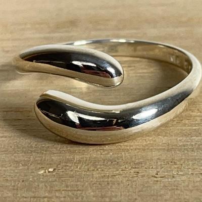 Sterling Silver bypass ring 8