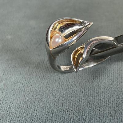 Sterling Silver Calla Lilly wrap ring 9