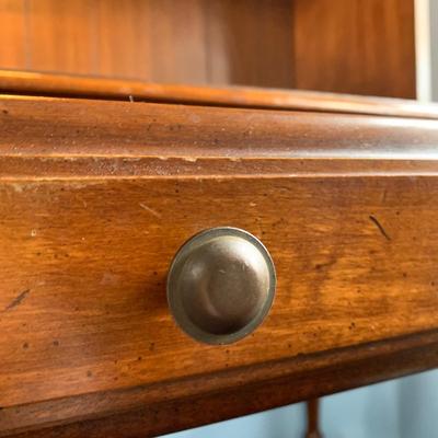 LOT 1 O: American Drew / J.B. Van Sciver Co. Nightstand & Hutch / Desk w/ Chair