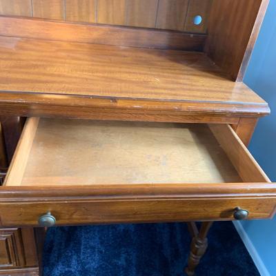 LOT 1 O: American Drew / J.B. Van Sciver Co. Nightstand & Hutch / Desk w/ Chair
