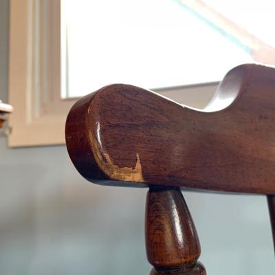 LOT 1 O: American Drew / J.B. Van Sciver Co. Nightstand & Hutch / Desk w/ Chair