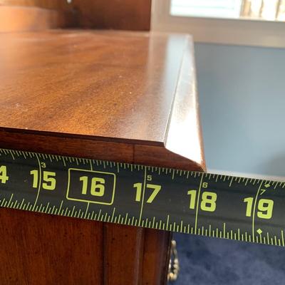 LOT 1 O: American Drew / J.B. Van Sciver Co. Nightstand & Hutch / Desk w/ Chair