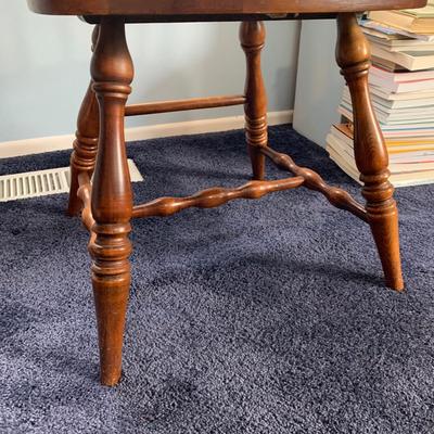 LOT 1 O: American Drew / J.B. Van Sciver Co. Nightstand & Hutch / Desk w/ Chair