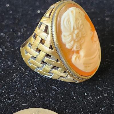 Amedio Cameo RIng and Cameo earrings