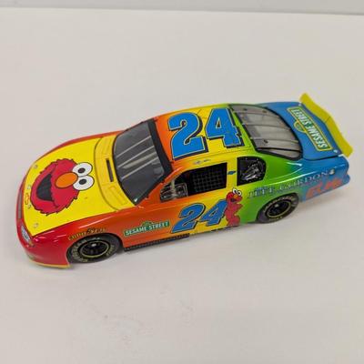 #24 Jeff Gordon DuPont Sesame Street Elmo #13