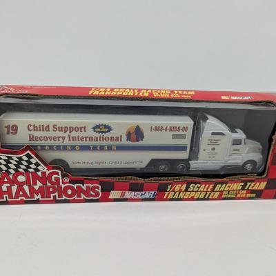 Winners Circle Bill Elliott Muppet Show Trailer Rig & Vintage Racing Champions 1/64 Semi Child Support Recovery International