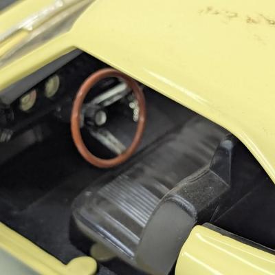 ERTL Dodge Diecast Car 1/18
