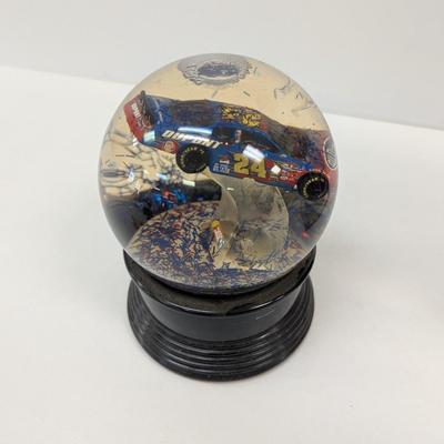 #24 Jeff Gordon Starting Lineup & Globe