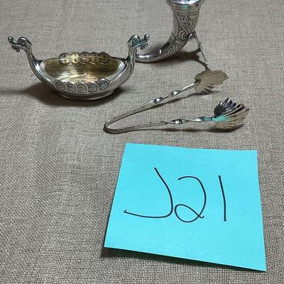 J21-Sterling serving items