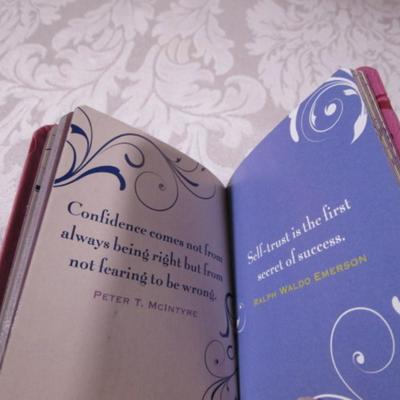 1 book "Believe", wall hanging also "Believe"