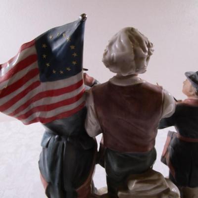 Revolutionary Fife & Drum figurine
