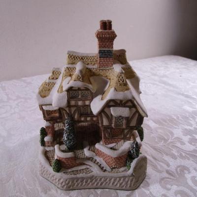 David Winter Cottage (medium)