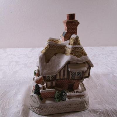 David Winter Cottage (medium)