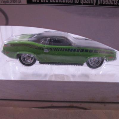 Hot Wheels Mopar car '70 Plymouth Barracuda