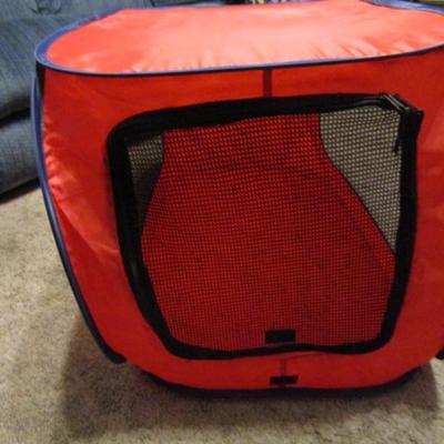 Nylon & mesh dog kennel